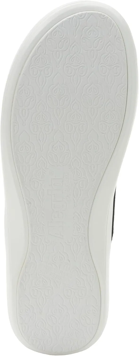 Alegria Steadie - Timeless Comfort, Arch Support and Style - Slip On Knit Lighweight Women's Shoe for Everyday Elegance and Slip-Resistant - Nursing, Healthcare and Hospitality Professionals