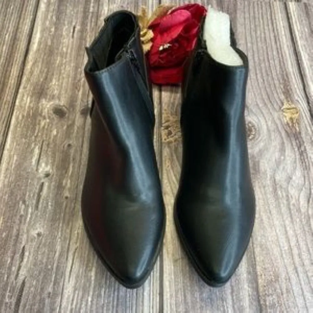 AMERICAN RAG Tori Black Booties 7M