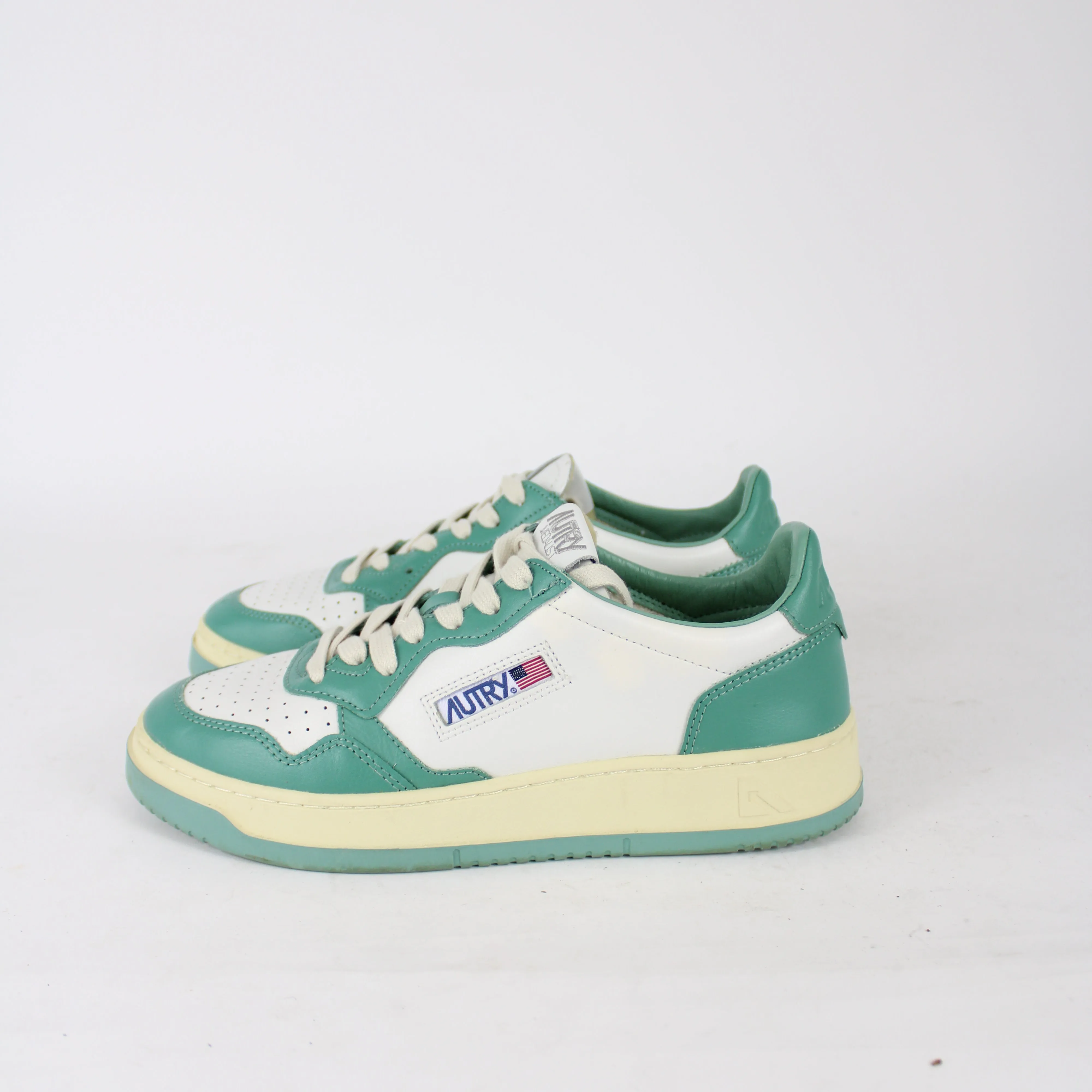 Autry White Sneaker