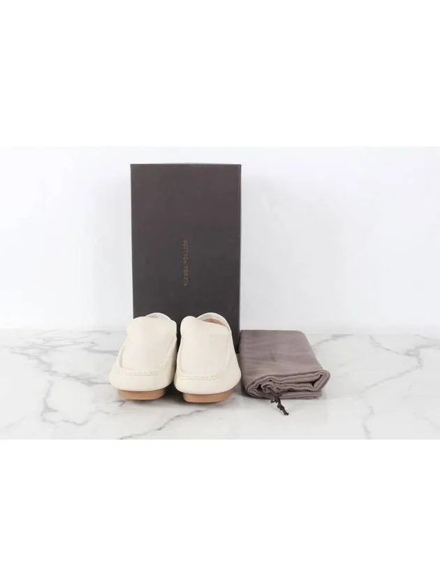 Bottega Veneta Leather Driving Loafer White 44 290