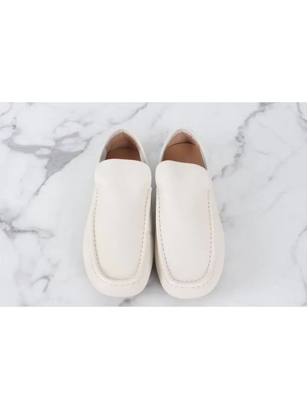 Bottega Veneta Leather Driving Loafer White 44 290