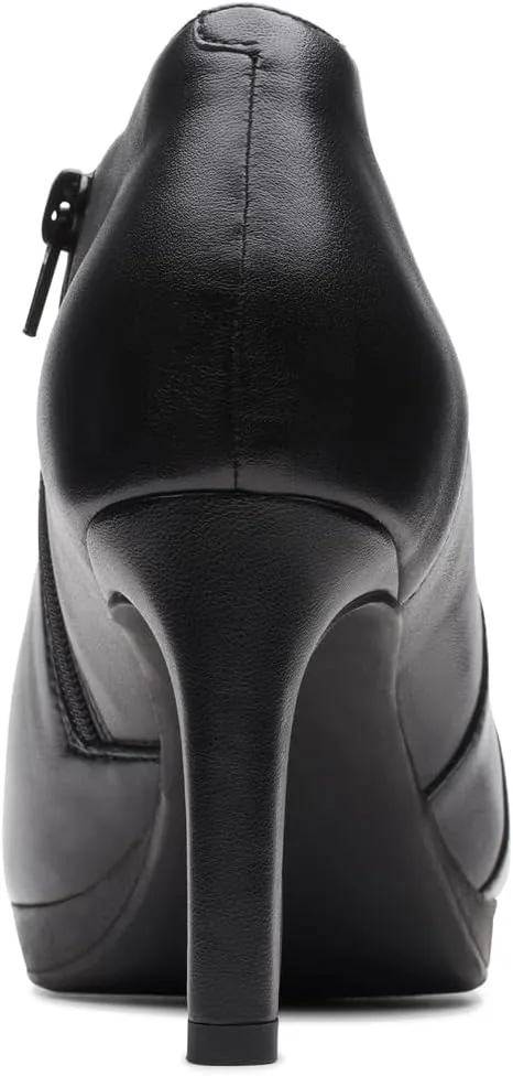 Clarks Women's Ambyr Hope Ankle Boot