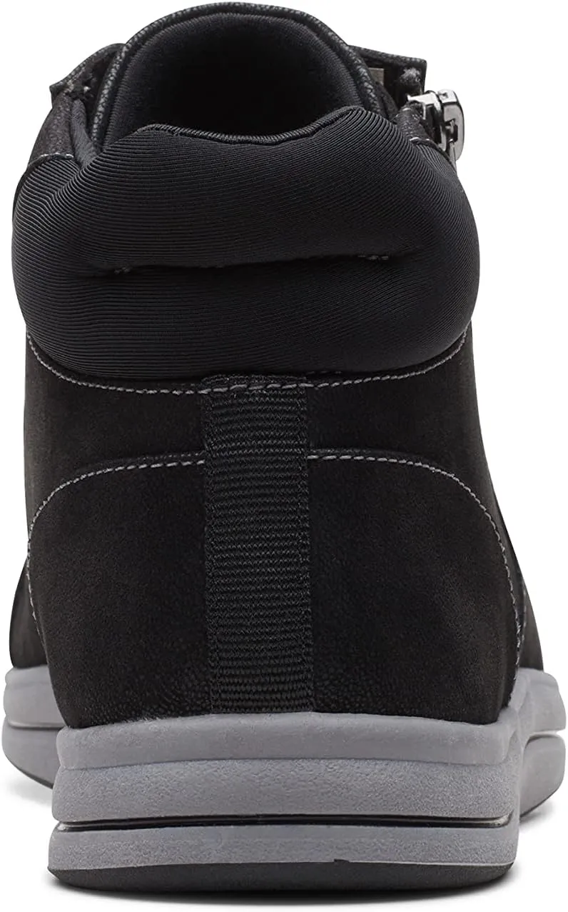 Clarks Women's Breeze Glide Ankle Boot