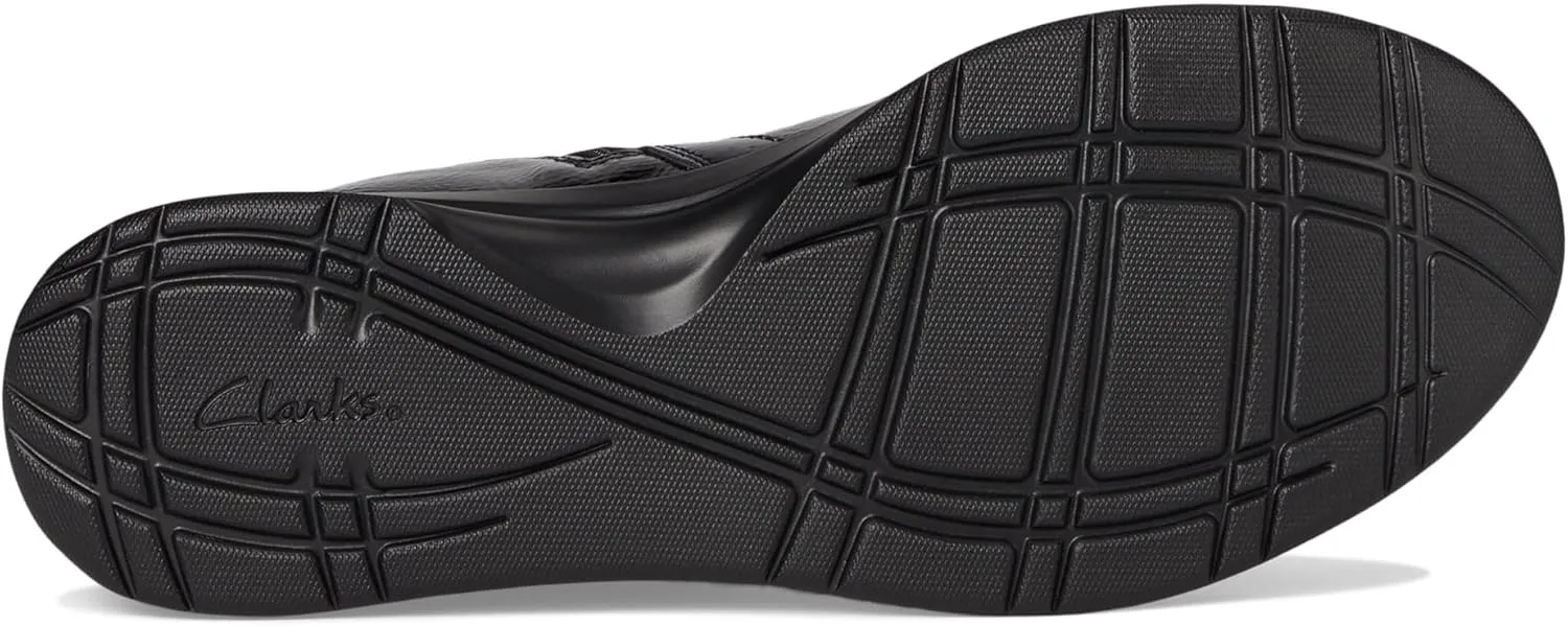 Clarks Women's Ellowyn Strap Ankle Boot