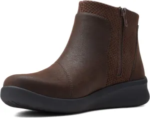 Clarks Women's Sillian 2.0 Hi Ankle Boot