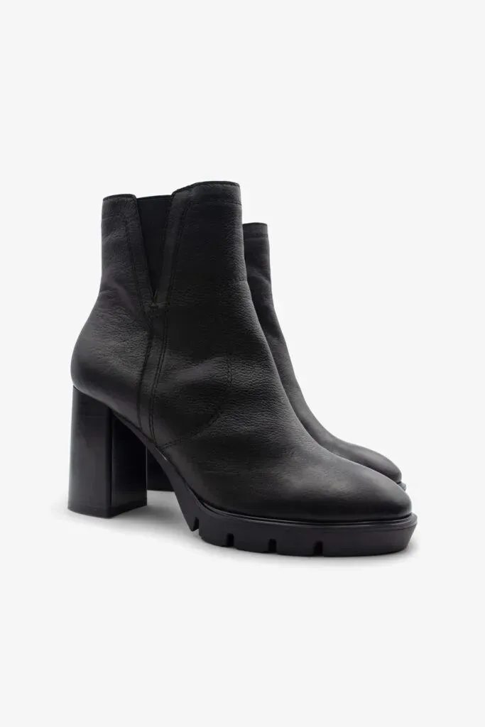 ELSIE-01 Black
