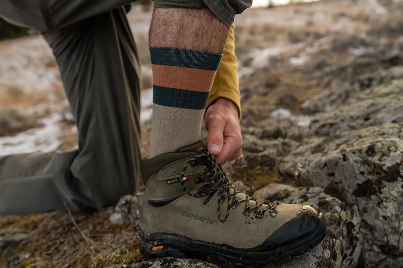 IBEX Merino Wool Traverse Unisex Hiking Socks | Crew Socks with Seamless Toe & Arch Support | Odor-Resistant Trekking Socks