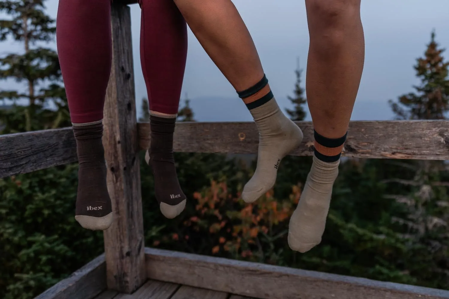 IBEX Merino Wool Traverse Unisex Hiking Socks | Crew Socks with Seamless Toe & Arch Support | Odor-Resistant Trekking Socks