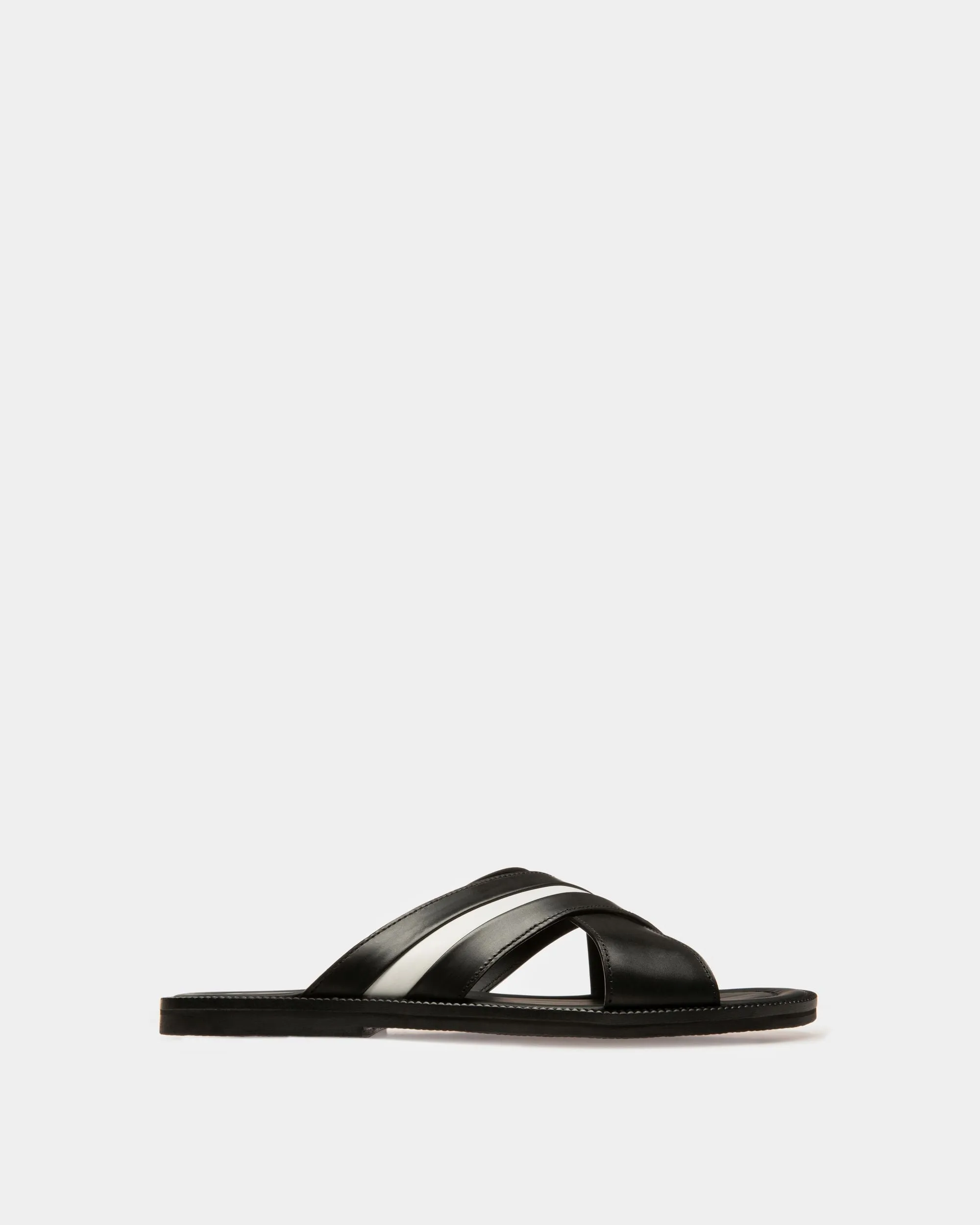 Jaabir Leather Sandals In Black