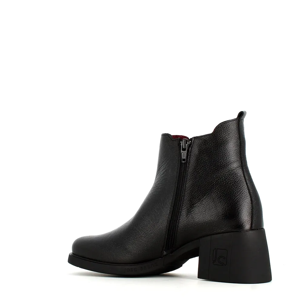 Jose Saenz Chelsea Ankle Boot Black
