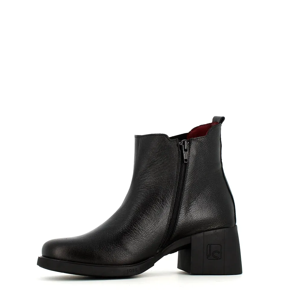Jose Saenz Chelsea Ankle Boot Black