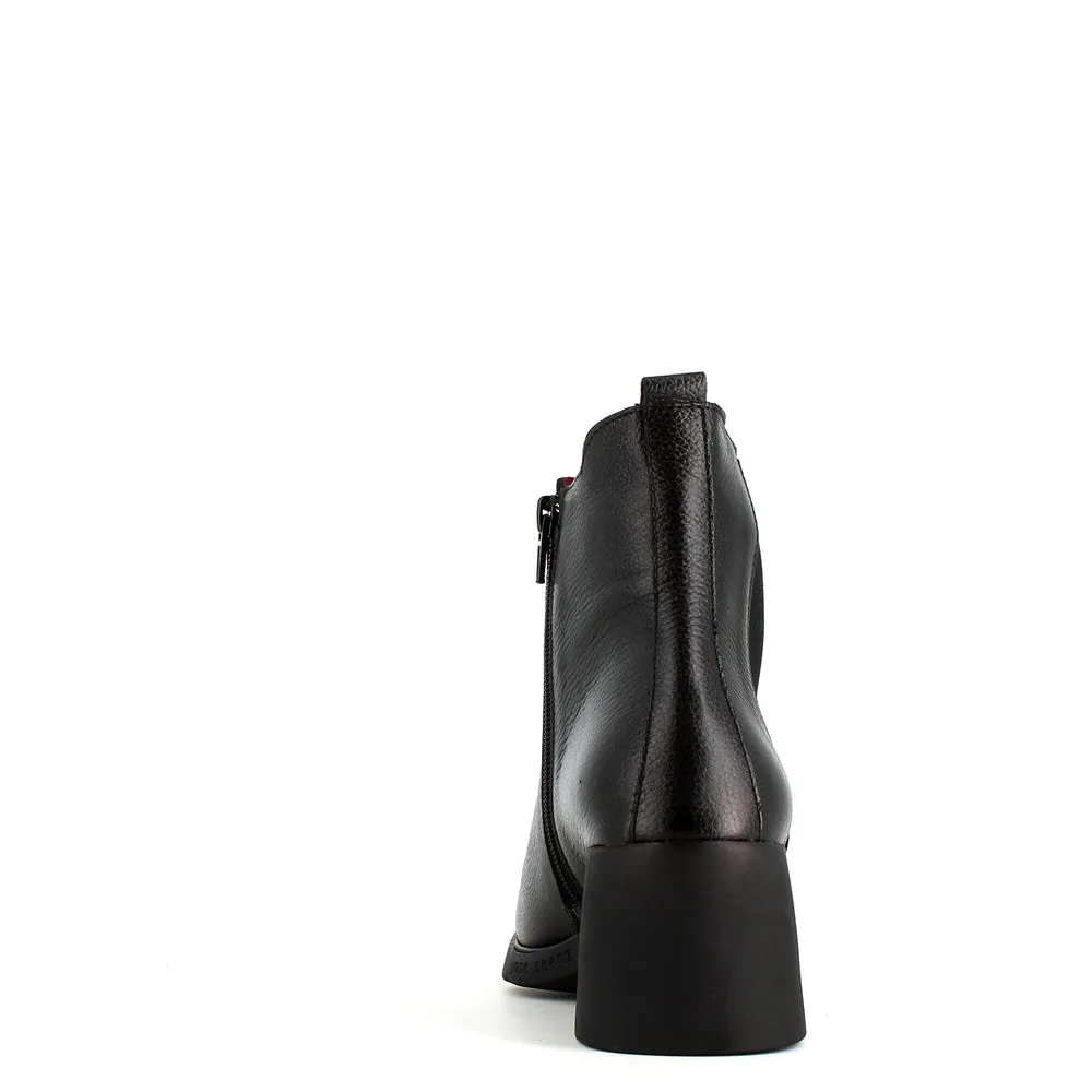 Jose Saenz Chelsea Ankle Boot Black
