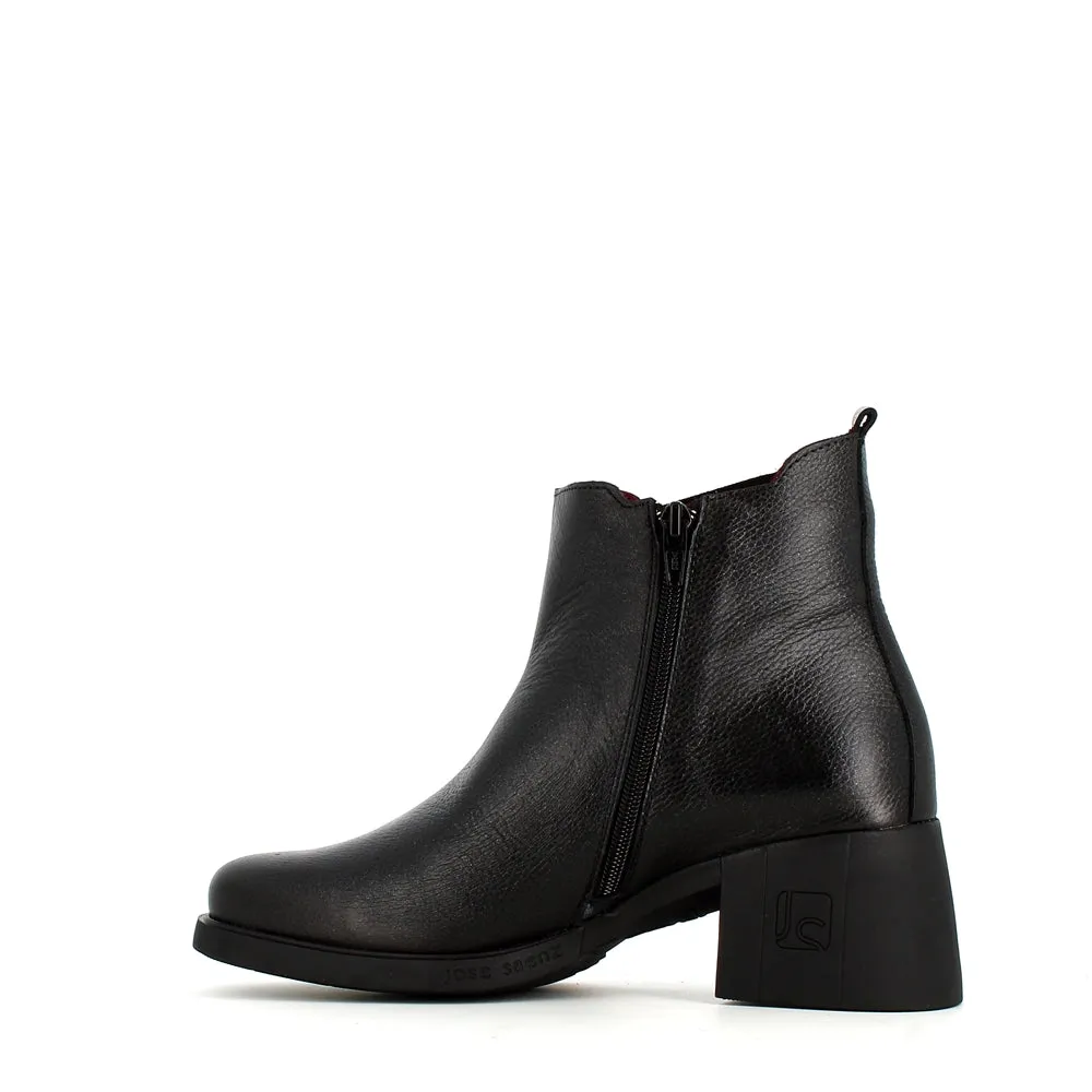 Jose Saenz Chelsea Ankle Boot Black