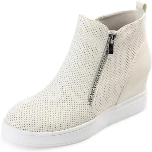 Journee Collection Women's Pennelope Sneaker