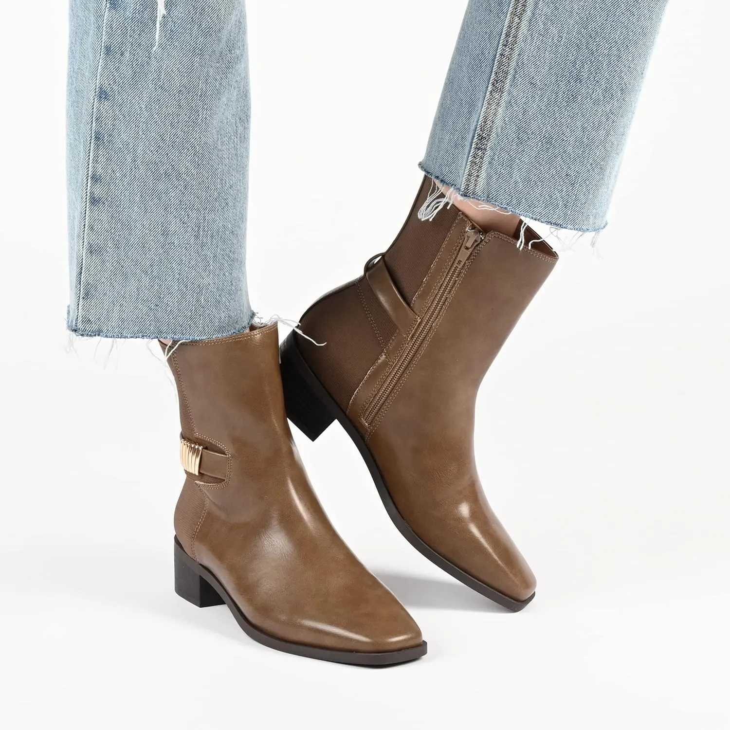 Journee Women's Comfort Foam Aubrie Booties