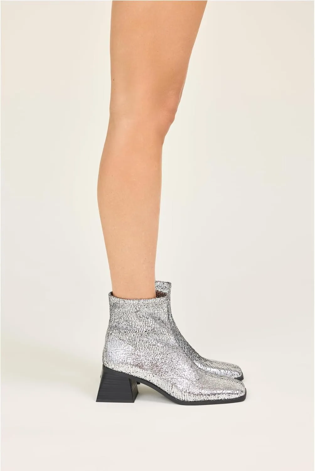 Katy Perry Women's The Lolette Stretch Ankle Boot Fashion