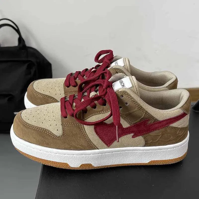 Leather Heart Detail Sneakers – Streetwear Style, Waterproof, Comfortable Fit