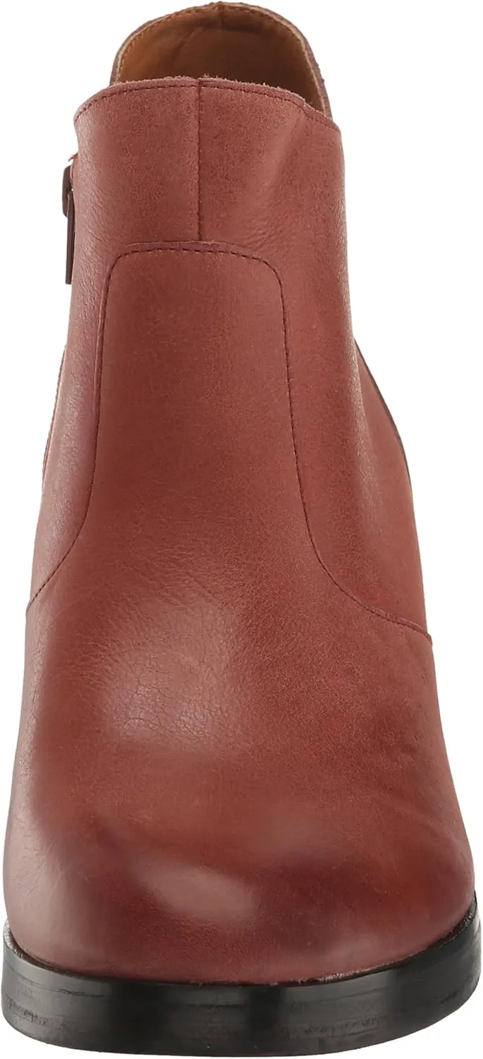 Lucky Brand Women's Quinlee Ankle Bootie Boot