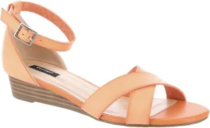 Masseys Brooklyn Women's Sandal, 9 C/D US, Cantaloupe