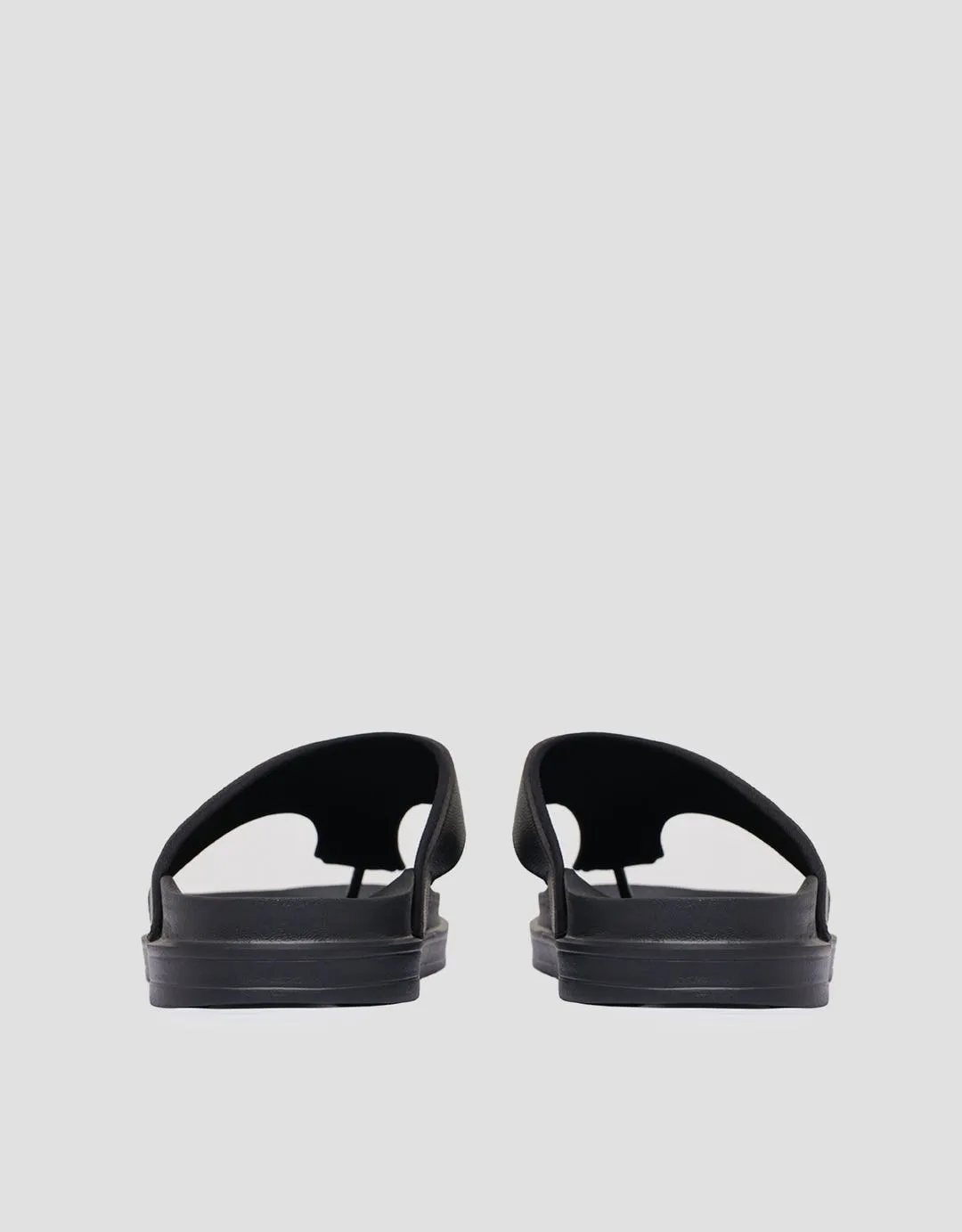 Nevada Y-Strap Flip Flops Sandal Pria