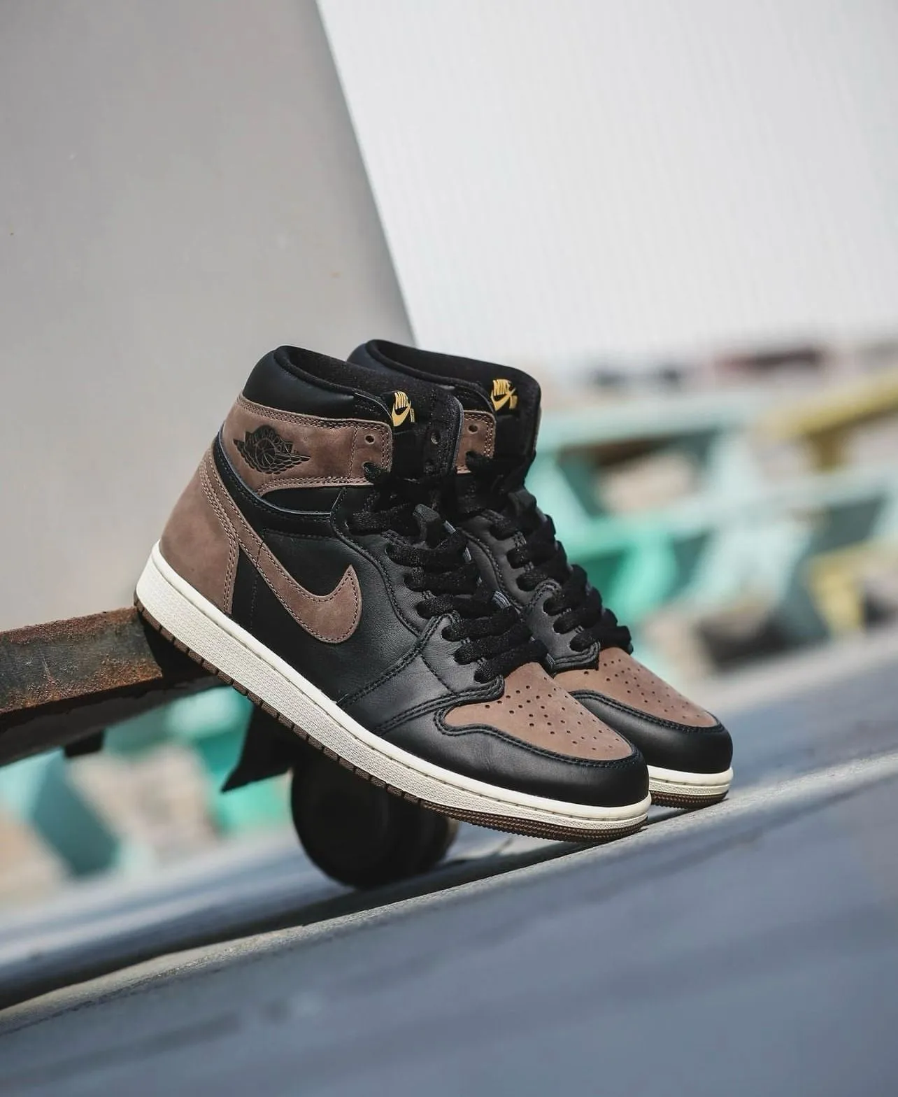 Nike Air Jordan Retro 1 High Palomino – Timeless Heritage, Premium Craftsmanship, Iconic Style.