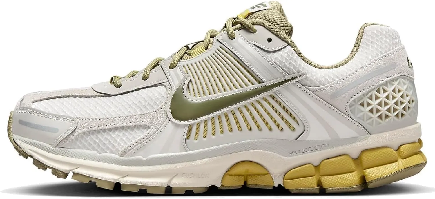 Nike Men's Sneaker