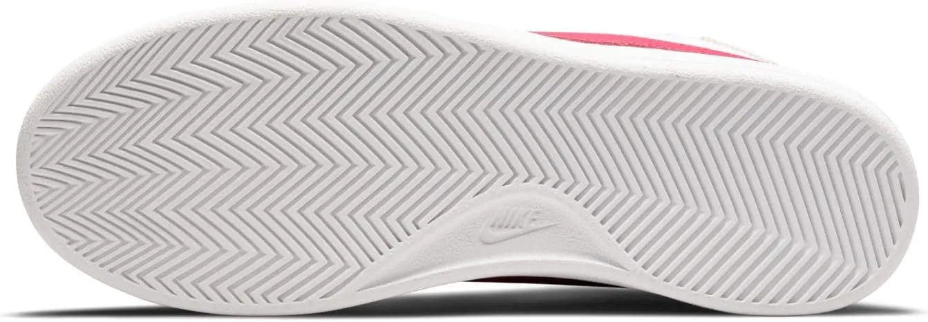 Nike Women's Tennis Shoe