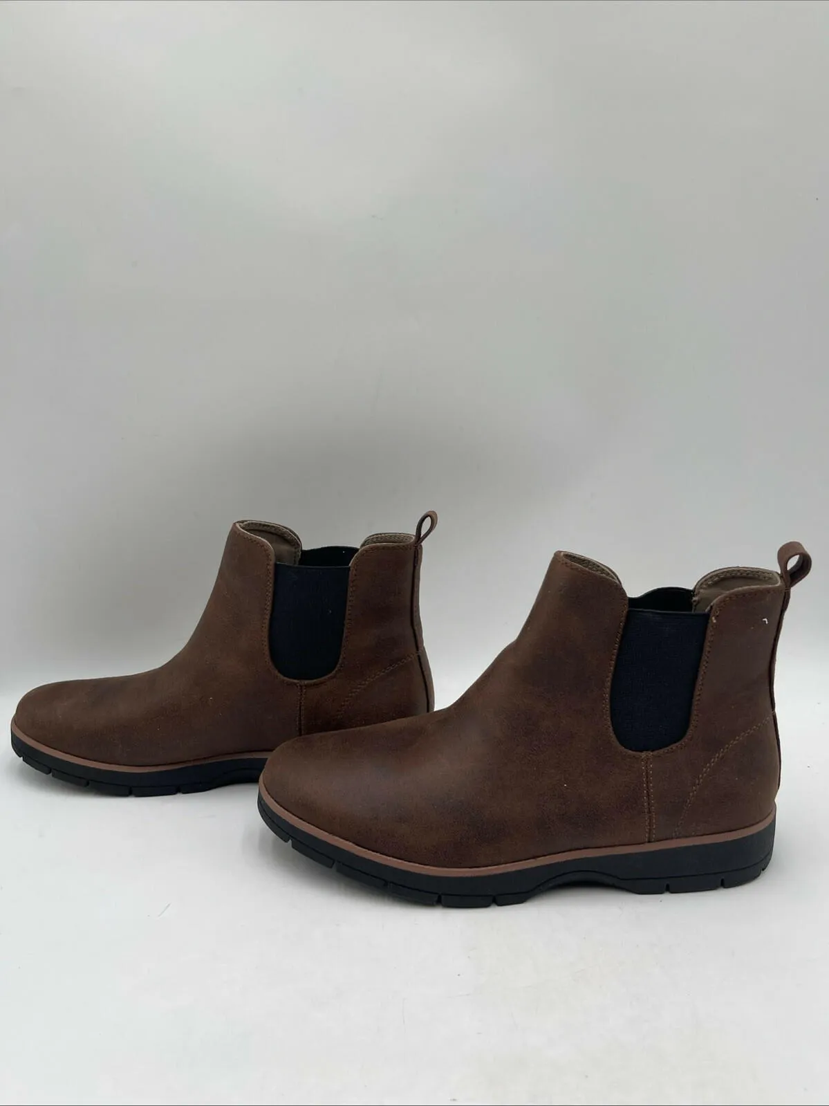 NWB Dr. Scholl's Women's Northbound Brown Size 8W