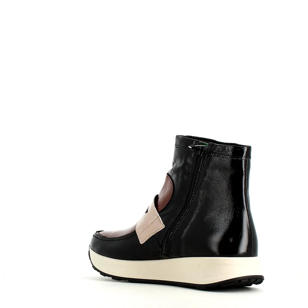Pitillos Soft Patent Boot Black Taupe Mix