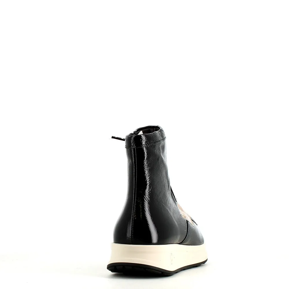 Pitillos Soft Patent Boot Black Taupe Mix