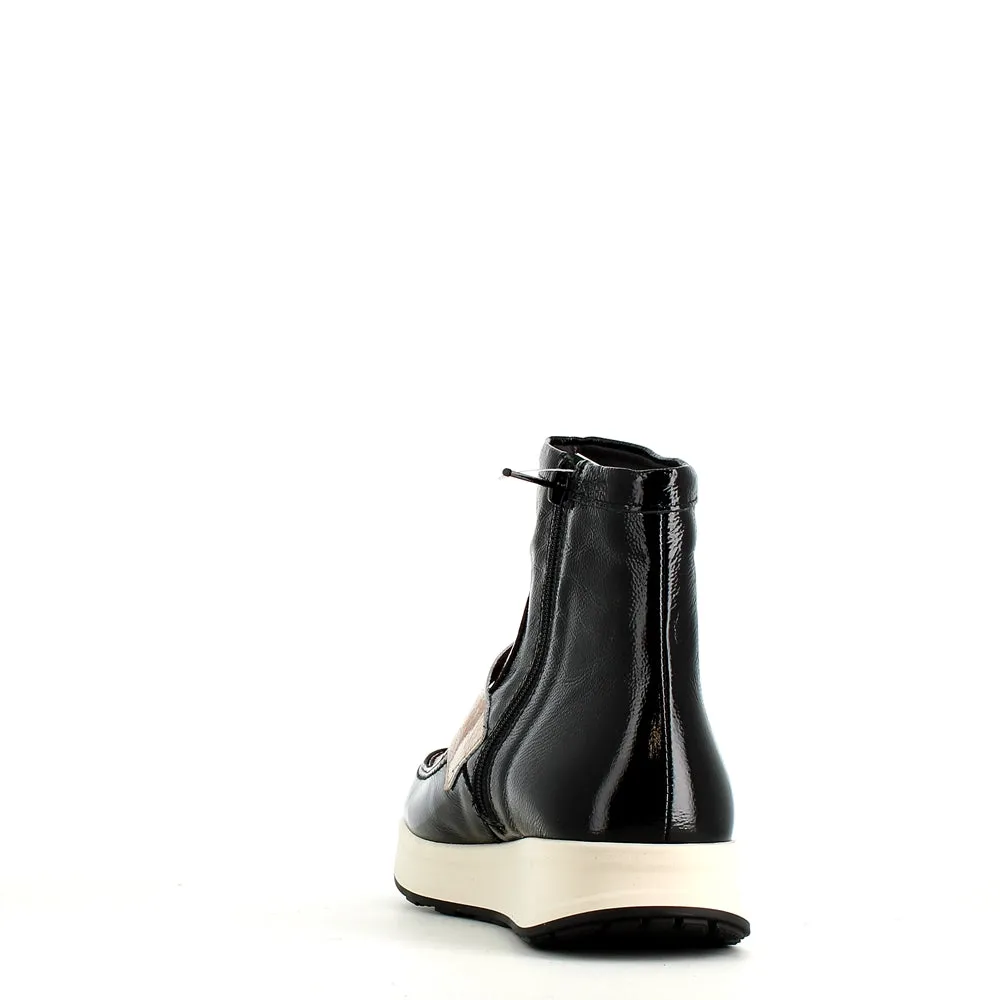 Pitillos Soft Patent Boot Black Taupe Mix