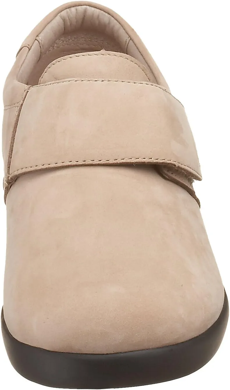 Propet Womens Valley Walker Comfort Shoe