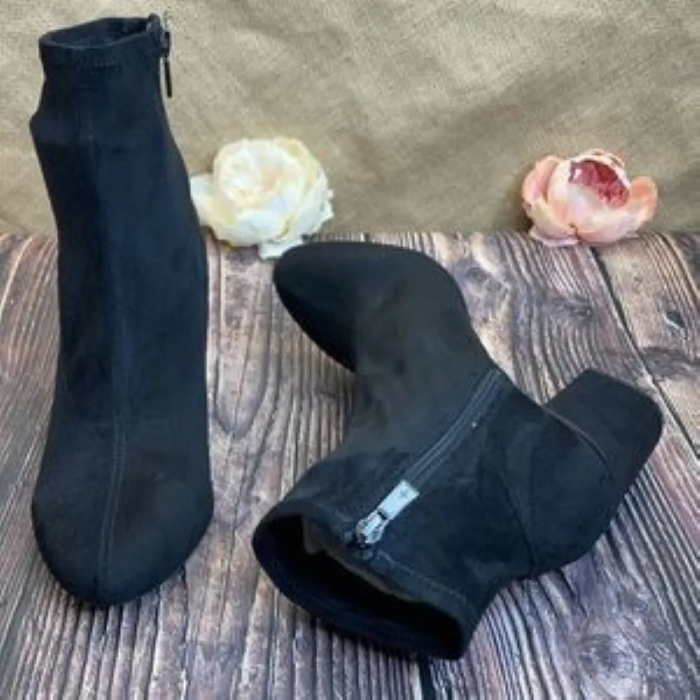 REACTION Black  Time for Fun Ankle Bootie 10M