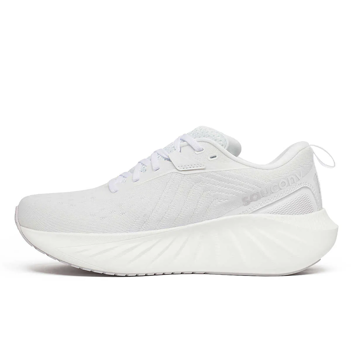 Saucony Triumph 22 (White/Blanc) - Women's