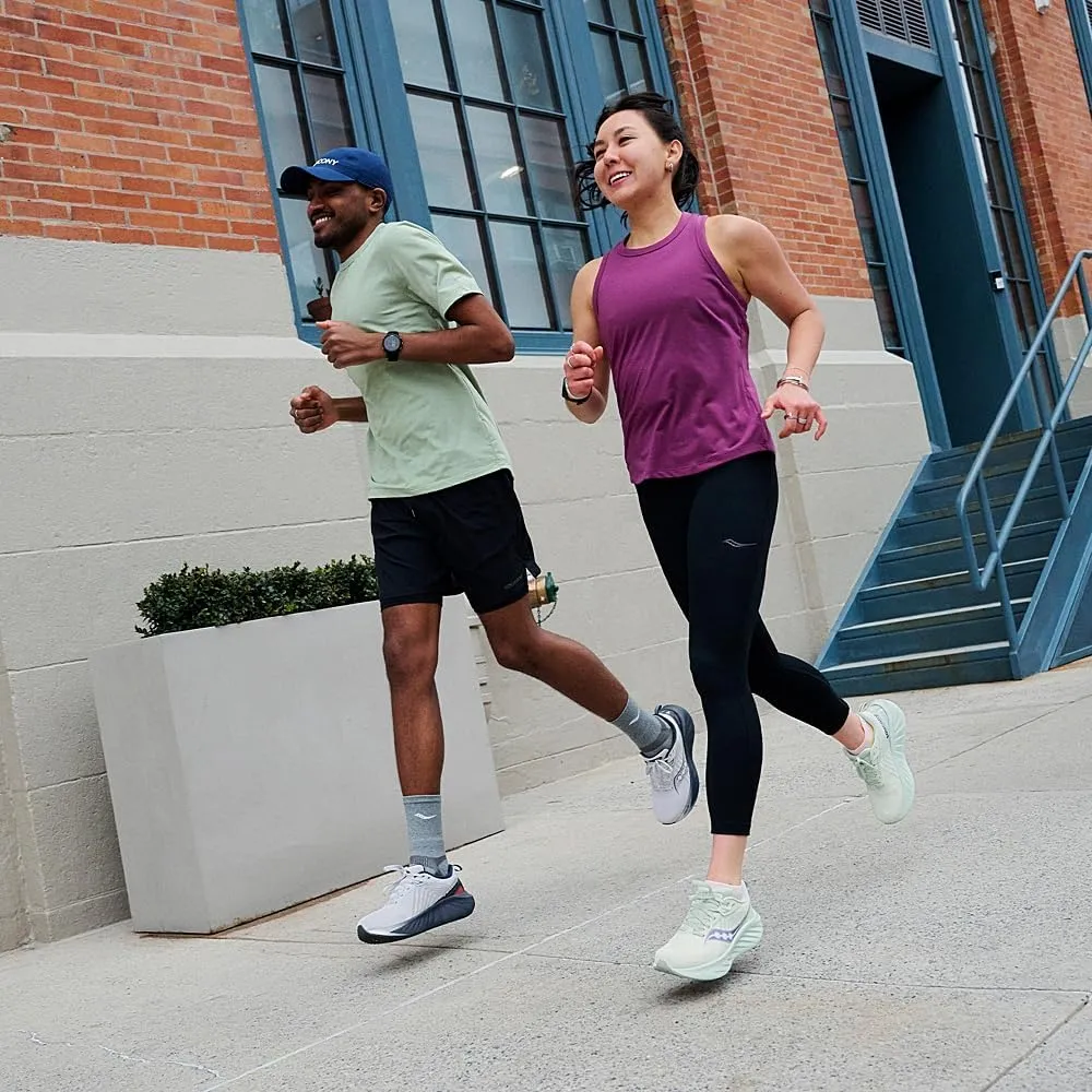 Saucony Women's Triumph 22