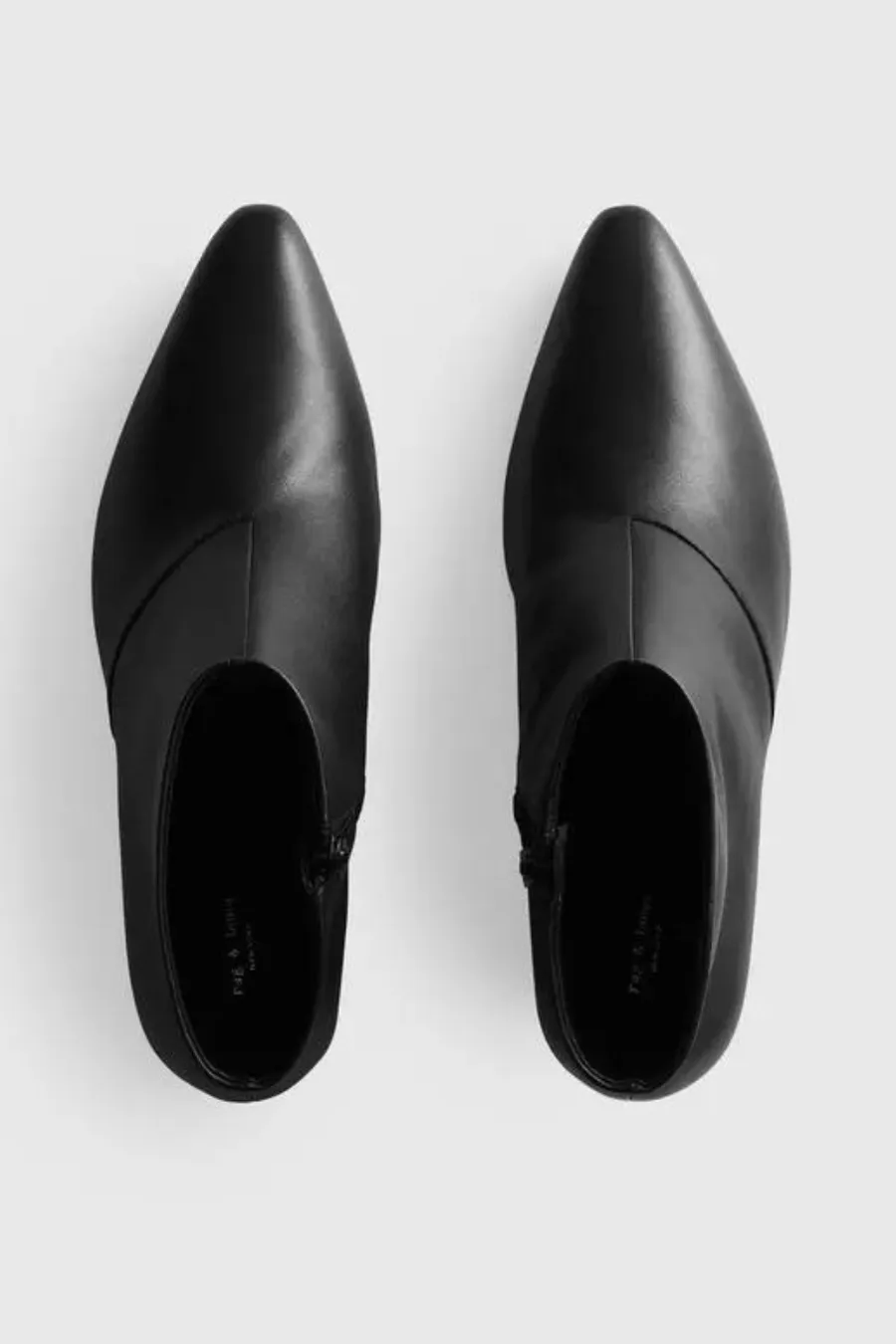 Spire Boot Black