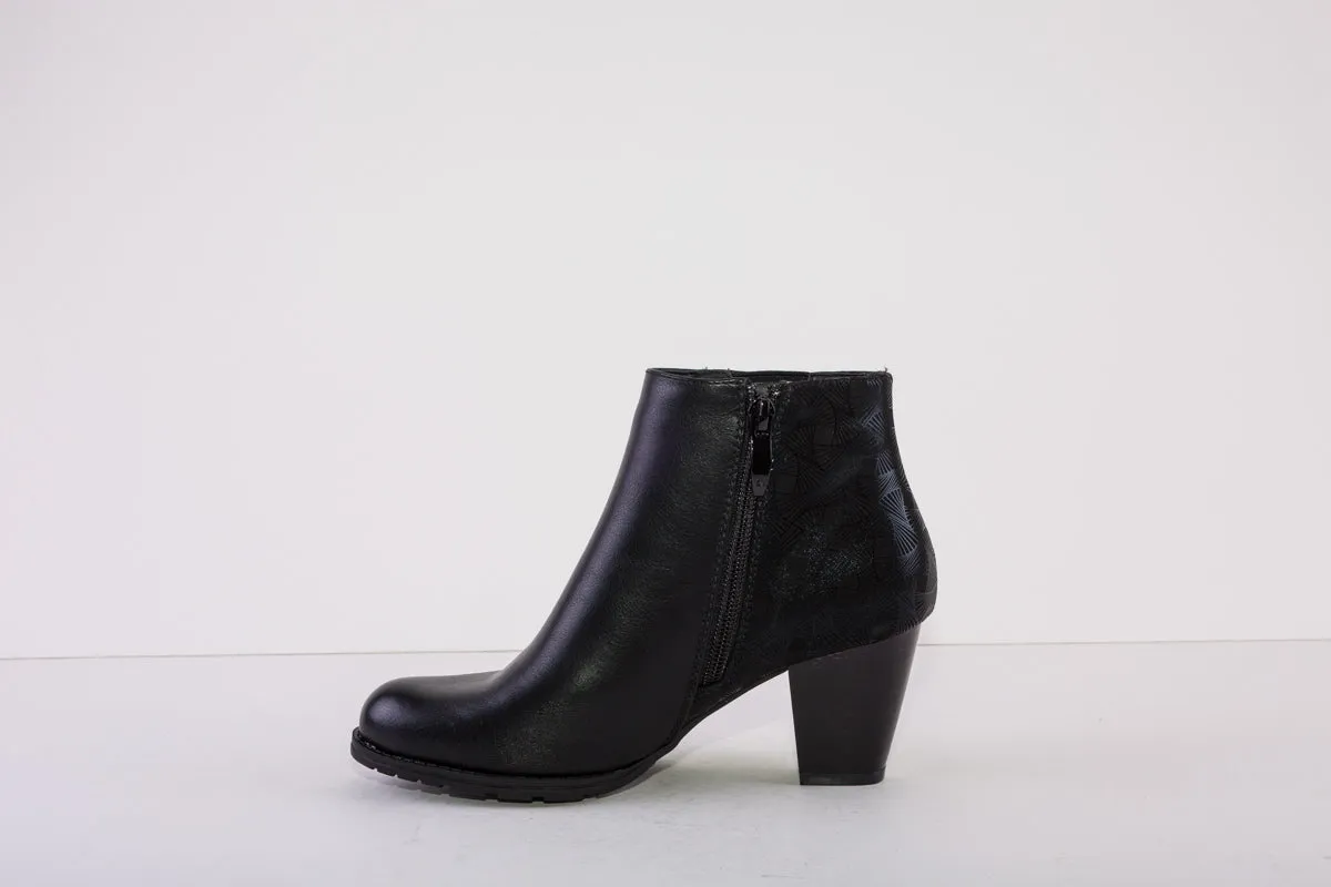 SUSST CHERUB22 MEDIUM HEEL ANKLE BOOT - BLACK