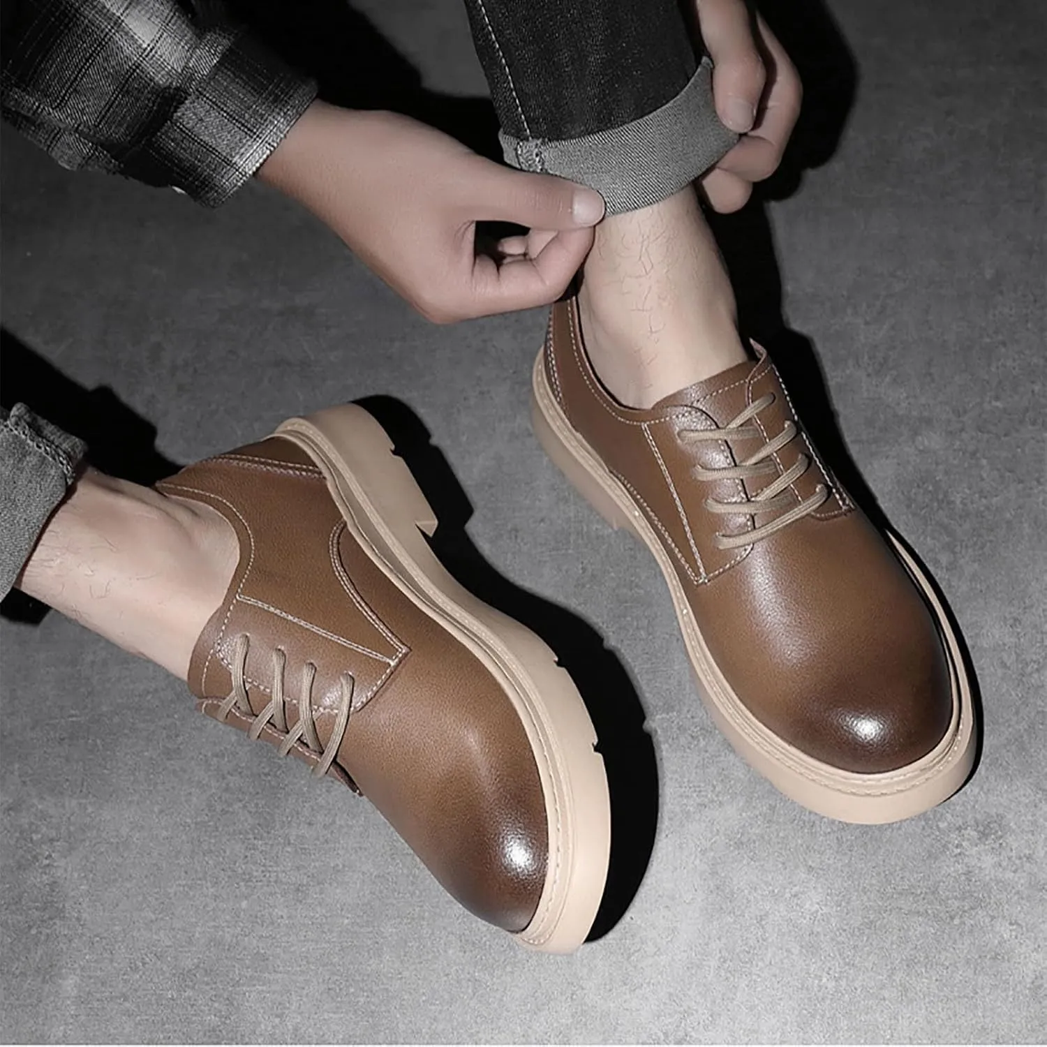 Trendy Men's Casual Retro Lace Up Cowhide Shoes Luxury Comfortable Two-Layer Leather Fashionable Party and Wedding Shoes