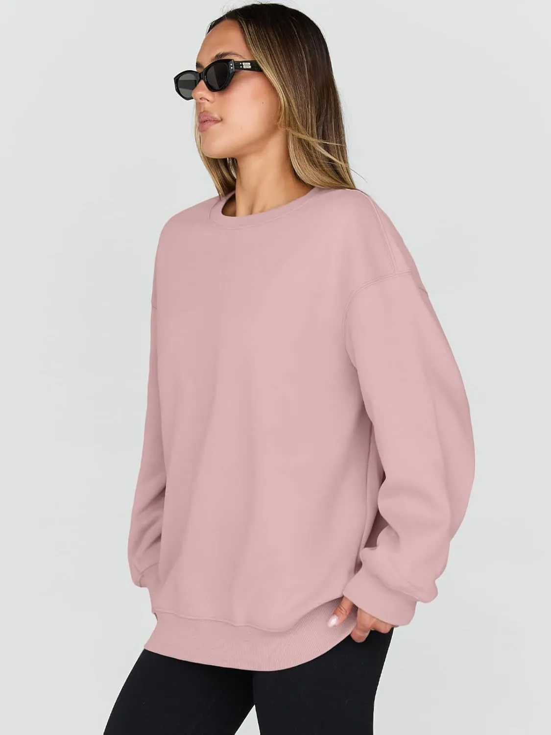 Trendy Queen Sweatshirts for Women Hoodies Oversized Crewneck Tops Sweaters Comfy Fall Winter Outfits Clothes 2025 Fashion