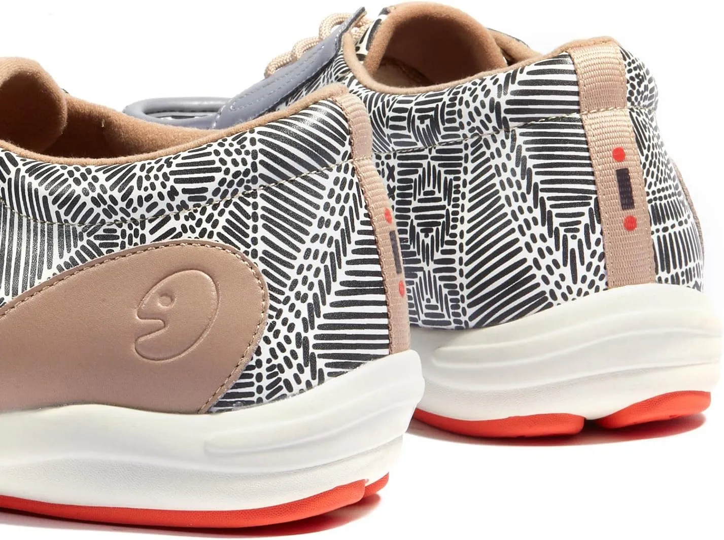 UIN Men's Fashion Platform Sneaker Slip On Walking Casual Comfortable Art Painted Travel Shoes Andalusia