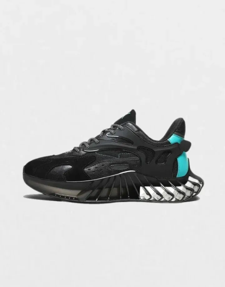 Urbane Sneaker