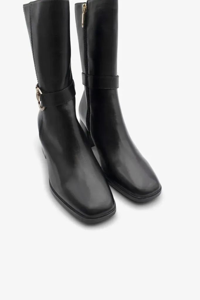 VANESSA-01 Black