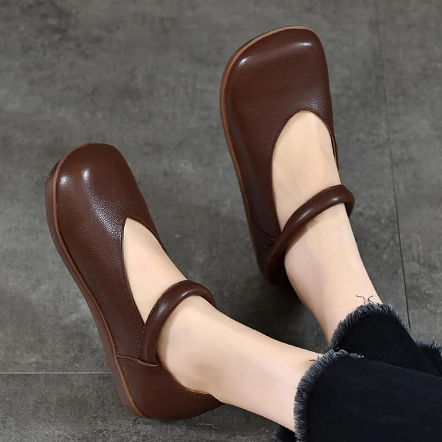 Women's Genuine Leather Square Wide Toe Retro Flat Mary Jane Flats with Hook and Loop Comfort Non-Slip Soft Sole Slip-On Casual Walking Mam Shoes Work Loafers