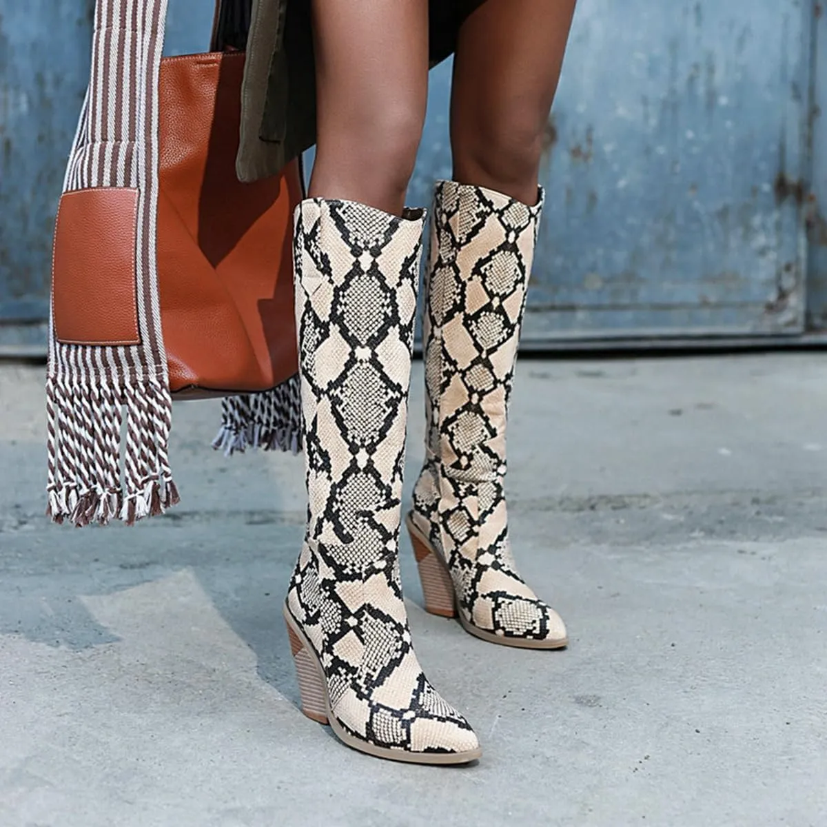 Womens Snake Print Knee High Boots Fashion Chunky Heel Pointed Toe Cowboy Boots Western Snakeskin Cowgirl Boots