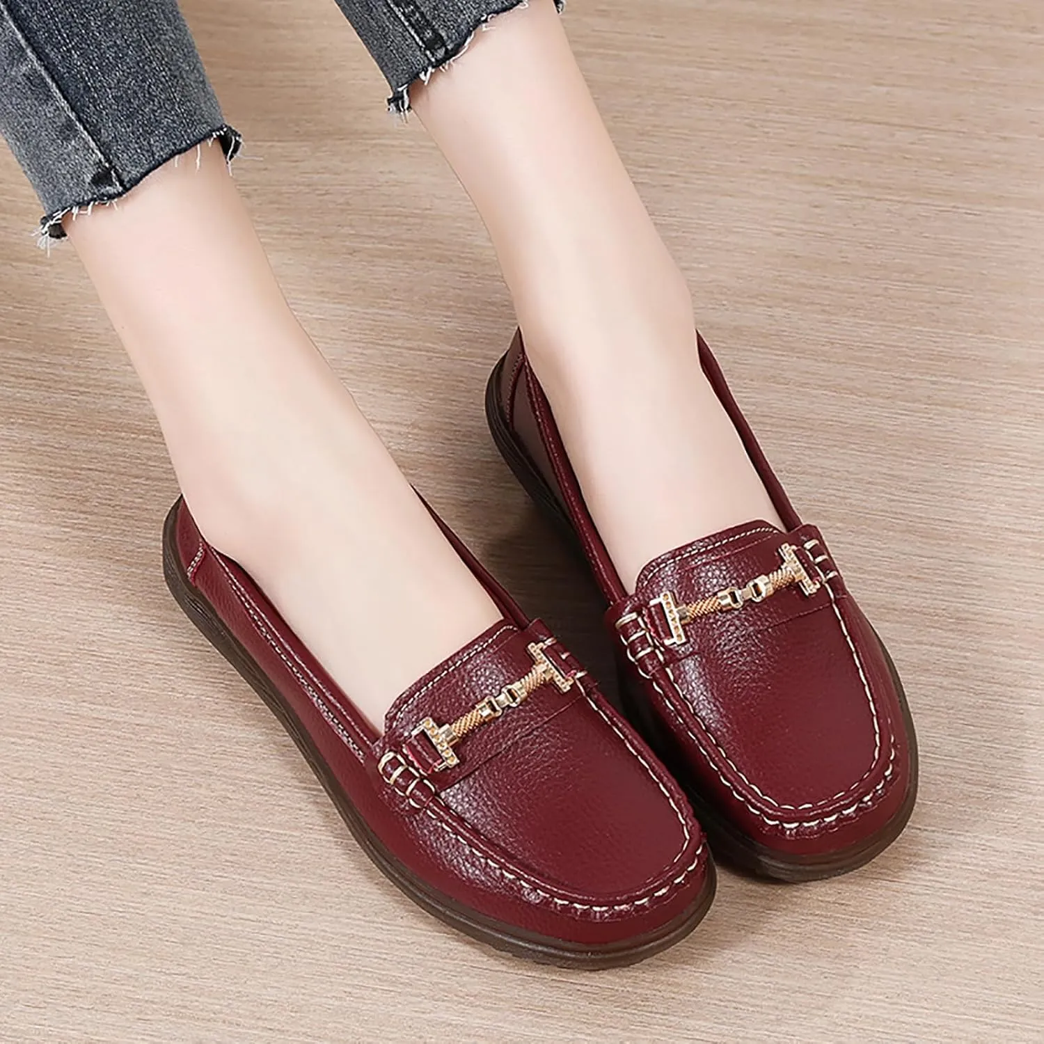 Women's Wide Width Loafers Comfort Slip on Shoes Walking Shoes for Ladies Mocassins Driving Shoe